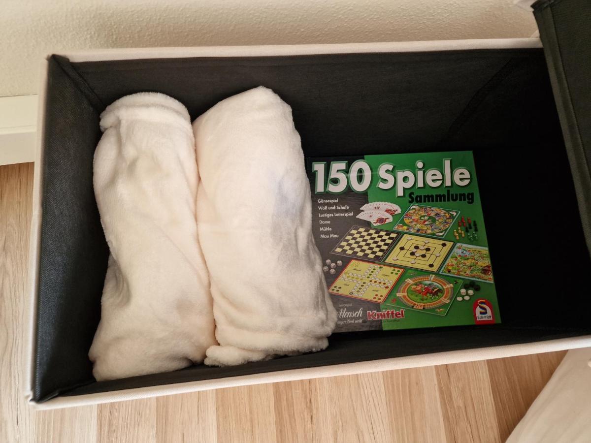 C4S Come4Stay Altoetting - 3-Zi Whg I Zentrale Lage I Parkplatz I Balkon I Wifi I Smarttv I 1 Kingsize, 1 Queensize Bett I Office Arbeitsplatz I Wohnbereich Mit Couch Und Essbereich I Voll Ausgestattete Kueche I Nespresso Luaran gambar